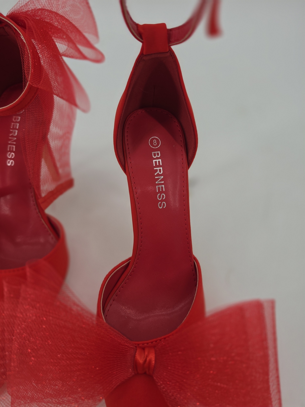 Red Bow Pointed-Toe Ankle-Strap Heels by BERNESS Womens Size 8 New - Picture 4 of 6